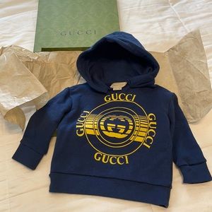 Gucci baby boy sweater. Size 6-9 months